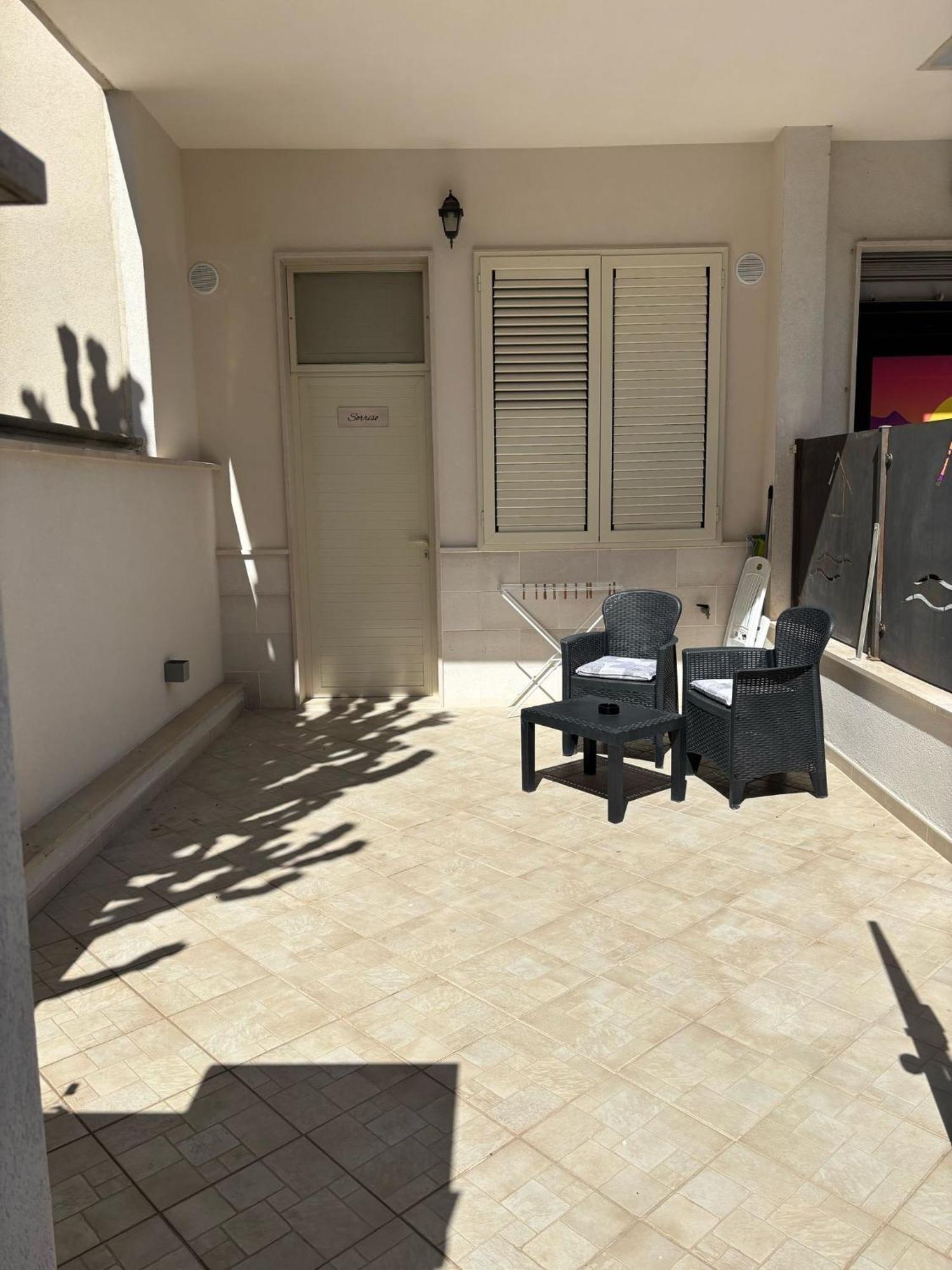 Appartamento Con Patio Monopoli Kültér fotó
